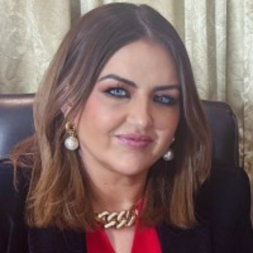 Lea Hogg - Sala de juegos