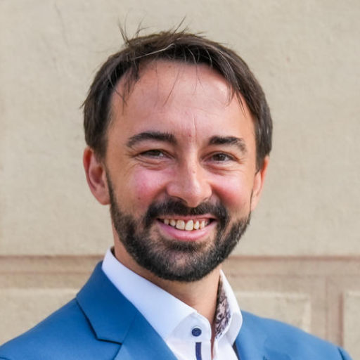 Professor Thomas Streinz