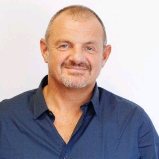 Julian Agostini - Mash Media