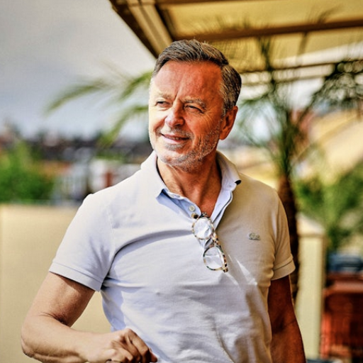 Speaker image for Johannes Eckelmann