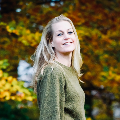 Speaker profile image for Suzanne van Veldhuijsen